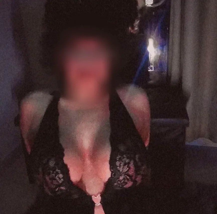 Julia, 21 años